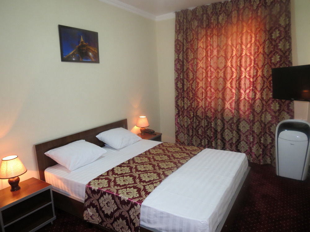 Rohat Hotel Chilonzor طشقند المظهر الخارجي الصورة